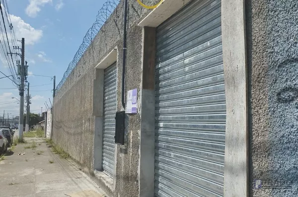 Locação de Salão Comercial na Vila Nova Urupês com 27m2, (NOVO) em fase final de acabamento 