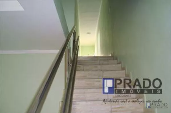 Sobrado com 3 dorms, Jardim São Bernardino, Suzano - R$ 450 mil, Cod: 1571