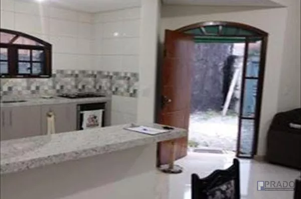 CASA EM SUZANO JARDIM IKEDA, 1DORM, SALA COZINHA ESTILO AMERICANA, TODA NO PORCELANATO, PORTÃO AUTOMÁTICO, 75METROS DE CONSTRUÇÃO, TERRENO 300METROS, DOCUMENTADA