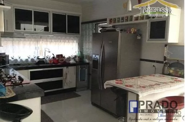 Sobrado com 4 dorms, Jardim Fonte Áurea, Poá - R$ 1.200.000,00, 0m² - Codigo: 1728