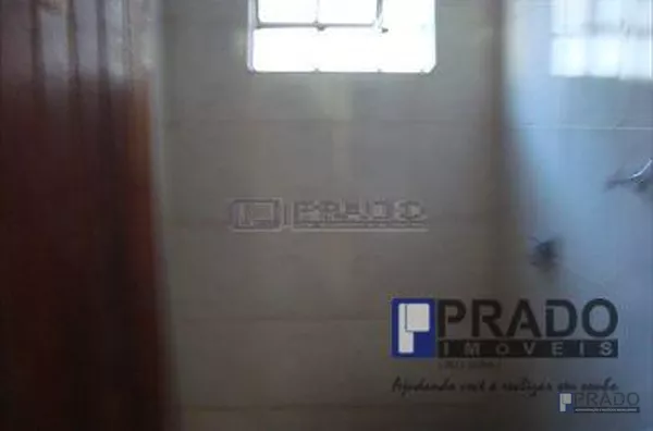 SALÃO CENTRO DE SUZANO DO LADO MILHARAL 150 METROS, RECUO PARA 2 CARROS, LOCAÇÃO 5MIL + IPTU,  EXERCITO DA SALVAÇÃO NA ESQUINA, 5 MINUTOS DA ESTAÇÃO DE SUZANO, NO CENTRO,  AGENDE SUA VISTA 