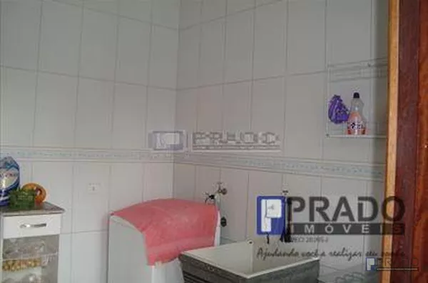 EXCELENTE SOBRADO NA VILA FIGUEIRA EM SUZANO PRÓXIMO A SANTA CASA