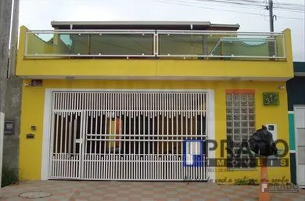 Sobrado em Suzano bairro Jardim Quaresmeira II