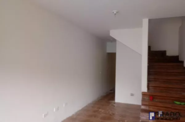 Sobrado com 4 dorms, Cidade Edson, Suzano - R$ 330 mil, Cod: 1450