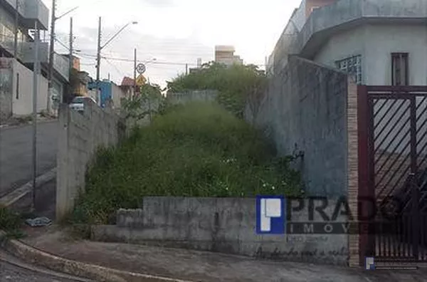 TERRENO DE ESQUINA NA CIDADE EDSON - 165.000,00-, Cod: 1568