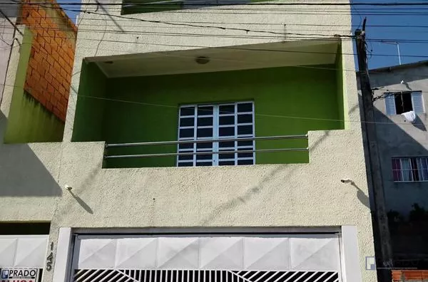 Sobrado com 3 dorms, Jardim São Bernardino, Suzano - R$ 450 mil, Cod: 1571