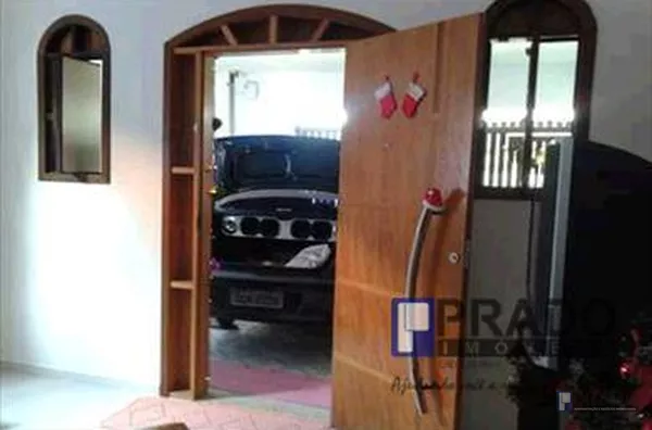 SOBRADO PARA VENDA OU TRACA EM BERTIOGA