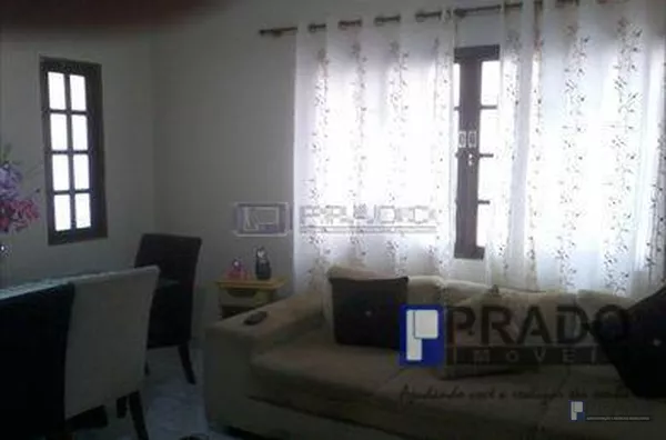 Sobrado em Suzano bairro Chácara Faggion