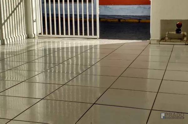 CASA INDIVIDUAL TERREA: 1DORM, COZINHA, SALA, AREA DE SERVIÇO, 1WC, 1 VAGA COBERTA,  A 10 MINUTOS A PÉ DA ESTAÇÃO DE TREM DE SUZANO. - Foto 4