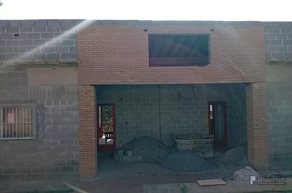 Ótima Chácara à Venda no Clube Dos Oficiais em Suzano, com  1.234,17 m², Area Gourmet Grande e Piscina, mais detalhes na descrição abaixo: