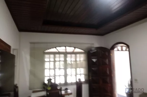 -SOBRADO PARA VENDA NO JARDIM MONTE CRISTO EM SUZANO PRÓXIMO AO PARQUE MAX FEFFER E A 6 MINUTOS DA ESTAÇÃO DE CALMON VIANA, COM 3 DORMITÓRIOS, SALA, COZINHA, 2 WCS, LAVABO, ÁREA DE SERVIÇO, SACADA , , 2 VAGAS DE GARAGEM - ACEITA FINANC