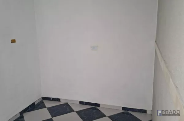 Locação Salão de Esquina na Av: Brasília em Suzano Próximo ao Supermercado Nagumo, 60m2: 10 de Frente por 6 de Fundos, Recepção, Escritório, 1 Sala e um WC, pode aproveitar Fachada;  R$ 2.200,00 + IPTU. - Foto 22