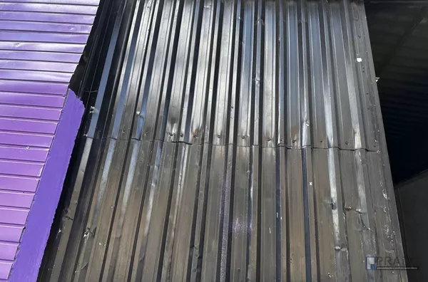 Salão para Locação com 2 frentes Rua Alfredo Batista Pizzolato, 71 - Vila Figueira e outra na Marginal do Una em Suzano, 240m², com 1 Escritório e 1 Banheiro.