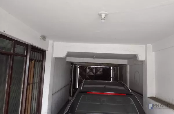 Sobrado de 338m² com 3 suítes em Poá