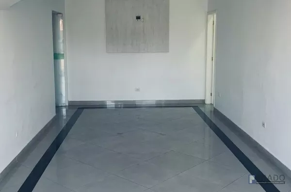 Sobrado Comercial Amplo com 6 Salas e Estrutura Completa em Localização Estratégica de Suzano – Ideal para Clínicas e Escritórios - Foto 4