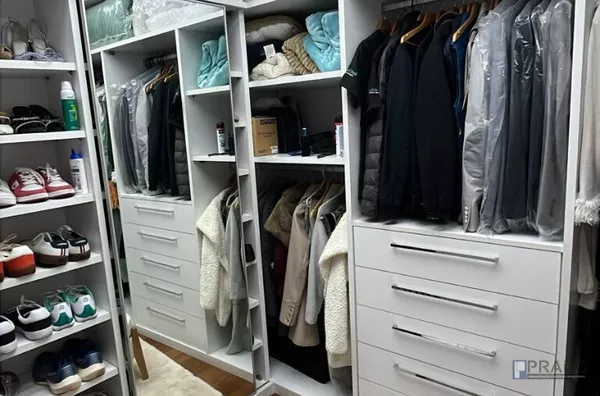 CLOSET SUITE CASAL