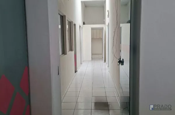 Espaço Comercial Térreo, com 10 salas, copa/cantina, recepção, vaga na porta - Foto 9