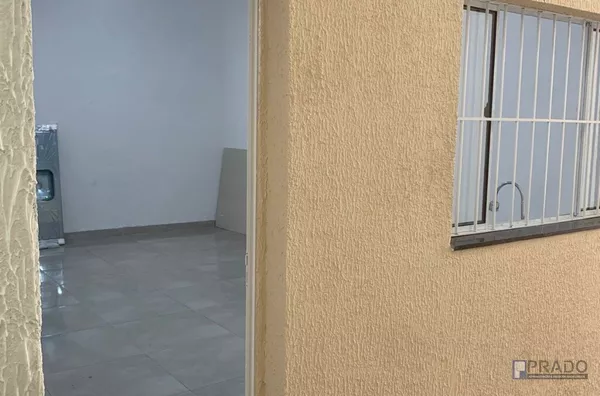 SALA COMERCIAL PROXIMO AO DOCELAR, 30m²