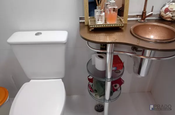 SOBRADO PARA VENDA NA CIDADE BOA VISTA EM SUZANO COM 2 DORMITÓRIOS, SALA, COZINHA, 2 WCS, ÁREA DE SERVIÇO, VARANDA, AMPLO QUINTAL, CHURRASQUEIRA,5 VAGAS DE GARAGEM, ACEITA FINANCIAMENTO- TERRENO 10 X 30 - ÁREA CONSTRUÍDA 167,02M²