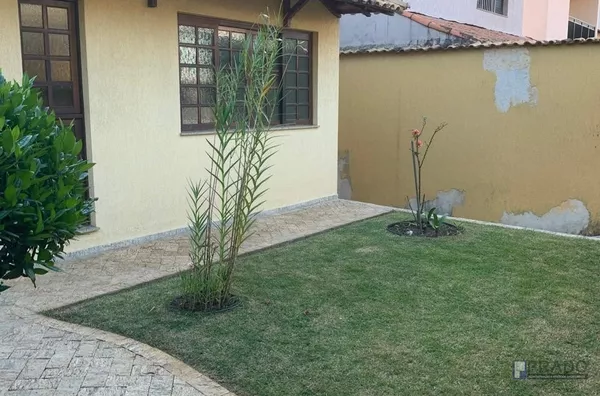 Belissima CASA para ALUGAR e/ou COMPRAR, em um dos melhores bairros de SUZANO