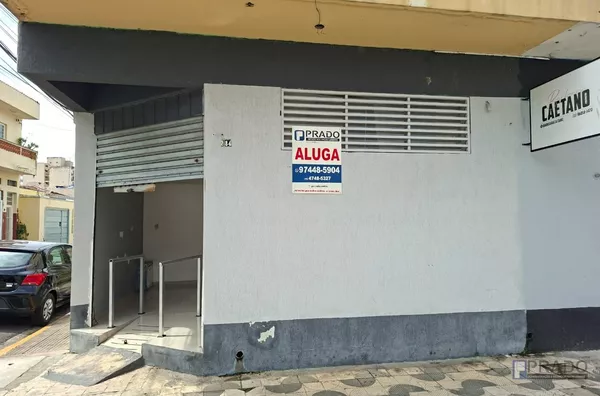 Salão Comercial no Centro de Suzano com 20 m², banheiro, deposito, com acessibilidade para cadeirante  todo no Porcelanato de esquina, na Rua Rui Barbosa, Segue mais informações na descrição abaixo: