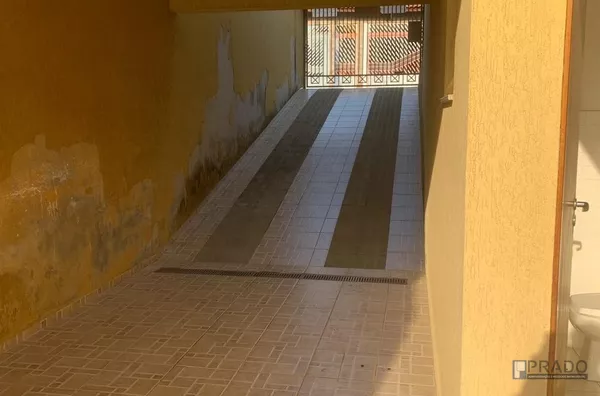 VISTA DA RAMPA DA GARAGEM 