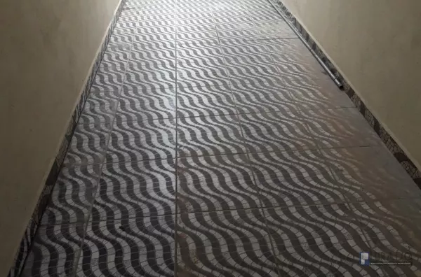 CASA TERREA 2 DORMS GRANDE, SALA, COZINHA, BANHEIRO COM BOX, 2 VAGAS COBERTA E CABE MAIS UNS 2 CARROS NO CORREDOR LARGO PORTÃO AUTOMÁTICO;  CASA TODA DE LAJE E COBERTA COM TELHA, TUDO PRÓXIMO, AGENDE UMA VISITA AINDA HOJE 