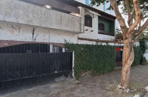 ALUGA-SE IMÓVEL COMERCIAL ESTRATÉGICO NA VILA COSTA | IDEAL PARA CLÍNICAS E EMPRESAS