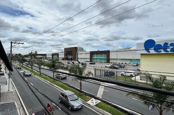 Salão Comercial para aluguel,  em frente ao shopping de Suzano