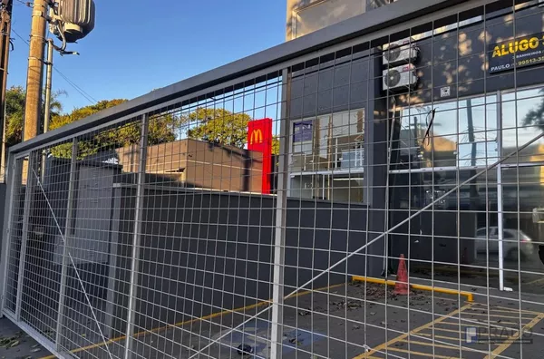 Salão Comercial para Aluguel (270m²), ao lado do McDonald's - Vila Costa, Suzano