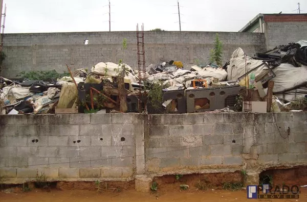 Galpão, Recreio Sertãozinho, Suzano - R$ 250.000,00, 400m² - Codigo: 1724