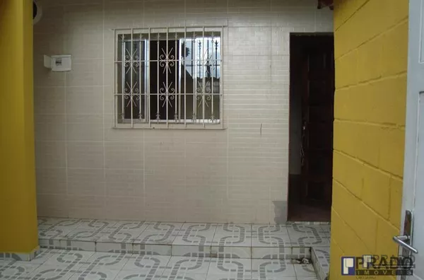 IMÓVEL PARA RENDA EM SUZANO,   SALÃO COMERCIAL E 3 CASAS TODAS ALUGADAS, TERRENO 10 X 30- ÁREA CONSTRUÍDA 180 M²