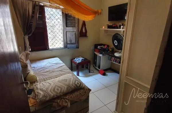 CASA RESIDENCIAL A VENDA