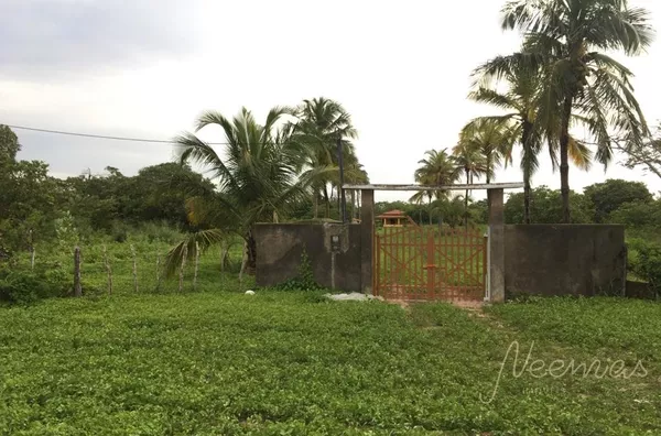 SITIO COM EXCELENTE LOCALIZAÇÃO