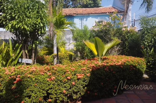 CASA A VENDA NA AV NOSSA SENHORA DE FATIMA