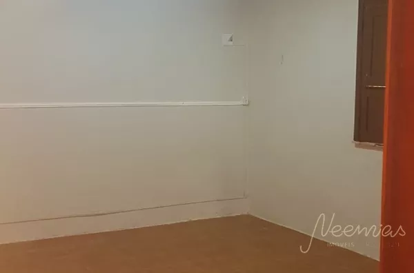  CASA COM EXCELENTE LOCALIZAÇÃO