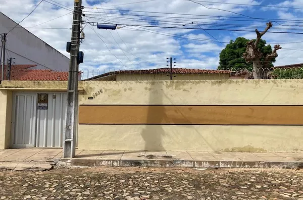 Casa para aluguel 