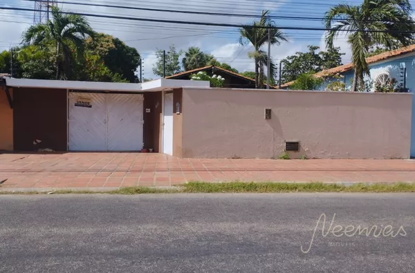 CASA A VENDA NA AV NOSSA SENHORA DE FATIMA
