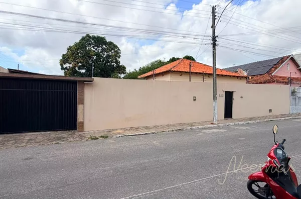 Casa para aluguel, 3 quarto(s),  Centro, Parnaíba