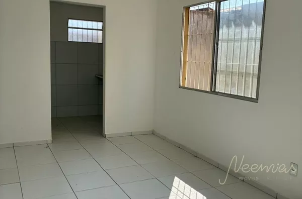 Casa para venda e aluguel, 2 quarto(s),  Concelheiro Alberto Silva, Parnaíba