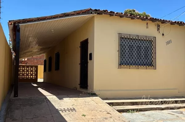 Casa para aluguel 