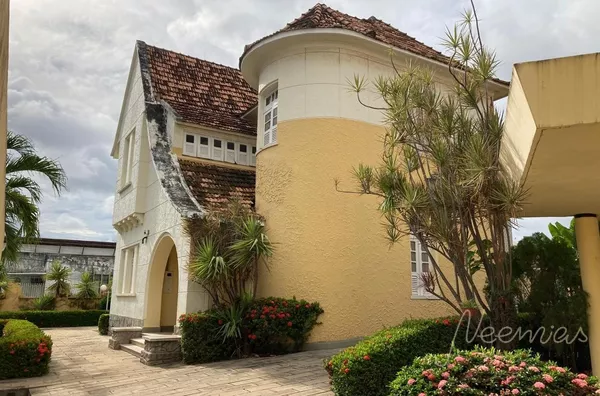 Casa para venda, 4 quarto(s),  Centro, Parnaíba