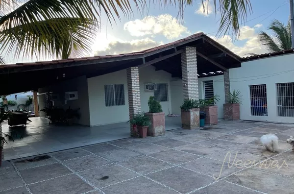 Casa em condomínio para venda 