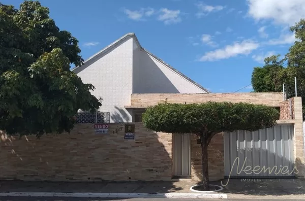 Casa para venda, excelente para clínicas, laboratórios