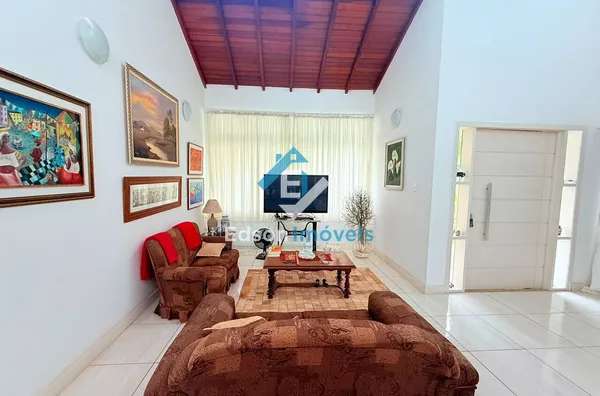 Casa em Condomínio Fechado - Guararema 