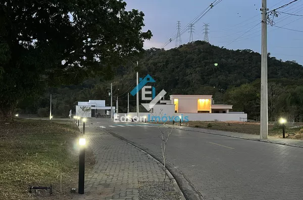 Terreno em Condomínio Fechado - Guararema 