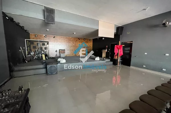 Prédio Comercial - Vila Rosária