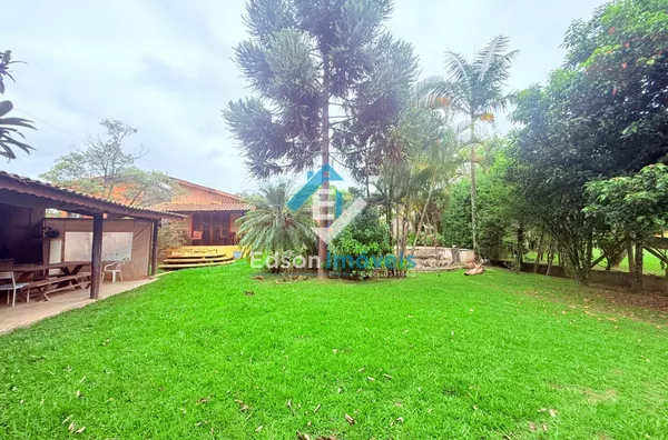 Chácara - Santa Branca