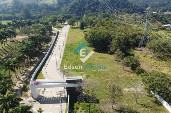 Terreno em Condomínio Fechado - Guararema 