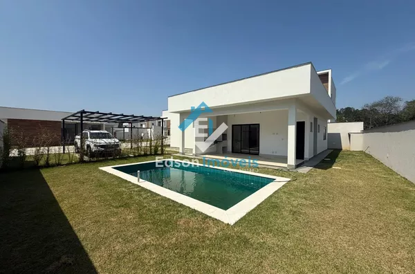 Casa Térrea em Condomínio Fechado -Guararema 